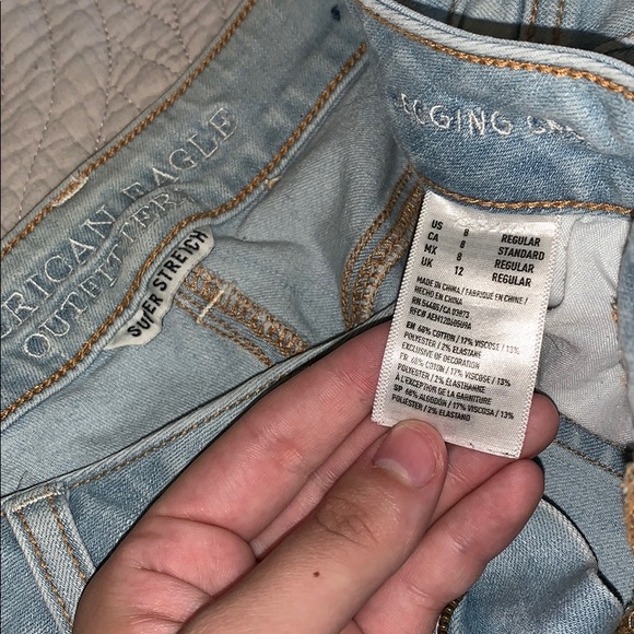 AMERICAN EAGLE Crop light wash jeans - Picture 2 of 3